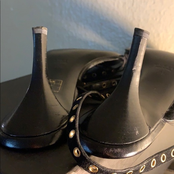 Vintage Gucci Sandals - Picture 5 of 8